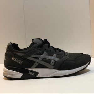 ASICS Gel Saga